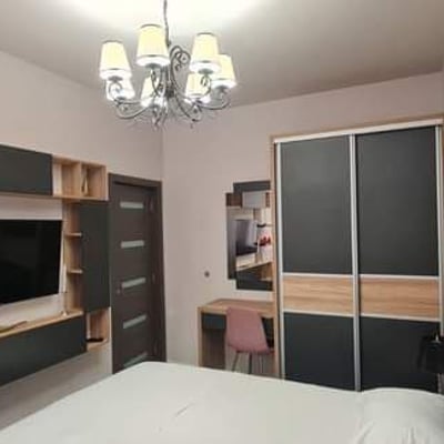 Аренда комфортной 2-комнатной квартиры 55 м² с отдельной кухней и видом на море в районе Mamaia, Констанца, Румыния